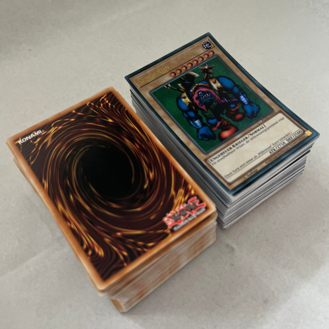 200 Yu-Gi-Oh Karten | Sammlung mit 200 Karten inkl. 20 Holokarten | Deutsch