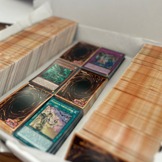 500 Yu-Gi-Oh Karten | Sammlung mit 500 Karten inkl. 50 Holokarten | Deutsch